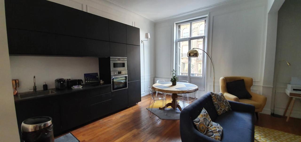 L'Ecu : Un Haussmannien Accueillant! Apartment แร็งส์ ภายนอก รูปภาพ